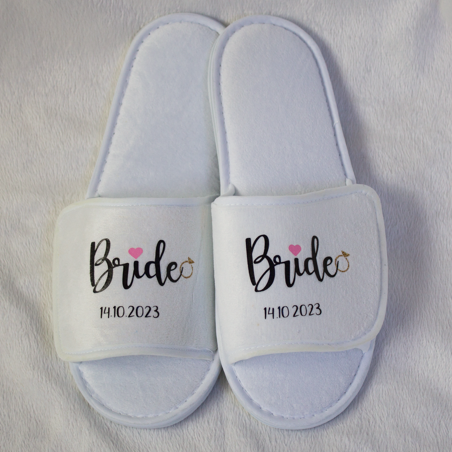 • Slippers